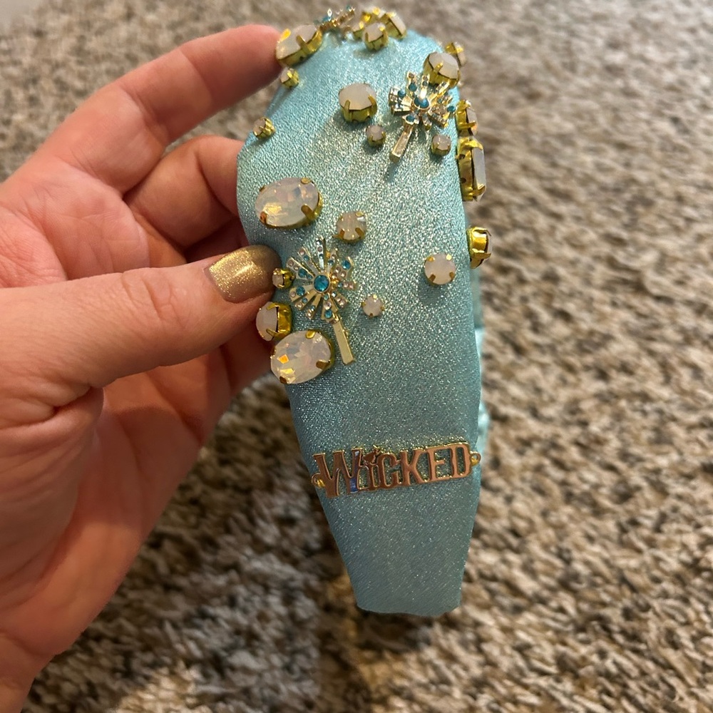 Lele Sadoughi x Wicked Bubble Blue Knotted Crystal Wand Headband - Picture 2 of 6